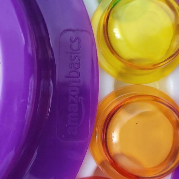 SALE!! Brand New Amazon Basics Pet Activity Center & Feeder - Picture 2 of 3